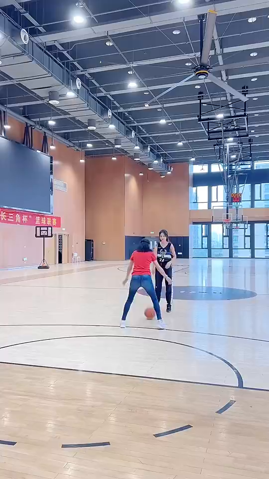 不懂就問，這球犯規了嗎？