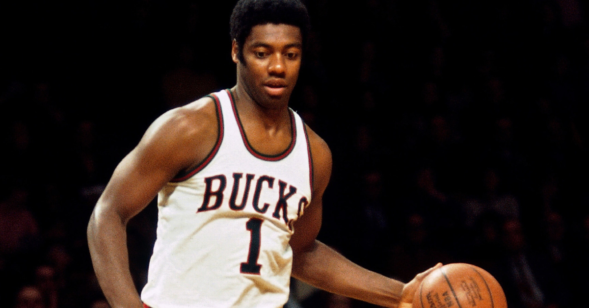 單季場均30分10助攻有多難？NBA僅3人做到，現役1人上榜！第一名太誇張