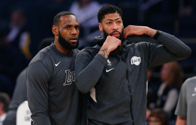 狂轟33+10!20歲小將成湖人連勝最大功臣,紫金軍有他在簡直是如虎添翼!(影)-黑特籃球-NBA新聞影音圖片分享社區