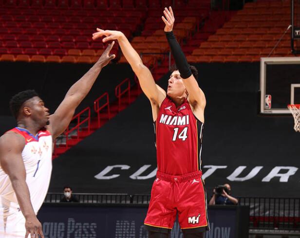 合轟60分16板,鵜鶘雙星炸裂表現卻徒留遺憾,賽後教練主動攬責並點出輸球原因!-黑特籃球-NBA新聞影音圖片分享社區