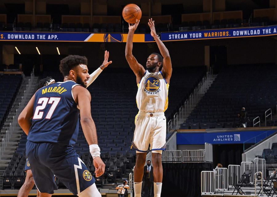 勇士險勝金塊,仍暴露出一下問題,柯瑞狀態有待調整,而Wiggins這點還需努力!-黑特籃球-NBA新聞影音圖片分享社區