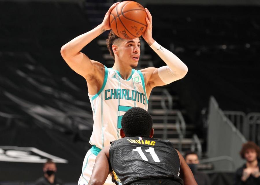 Hayward 28+6+7，三球僅6+5+5，杜蘭特厄文合砍54分，籃網爆冷負黃蜂嘗賽季首敗！（影）-黑特籃球-NBA新聞影音圖片分享社區