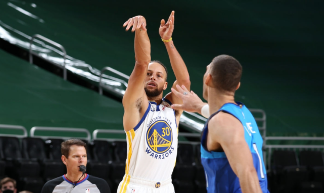 【影片】恐怖如斯!Curry訓練中連續命中105顆三分球,超過5分鐘的時間里一球未丟!-黑特籃球-NBA新聞影音圖片分享社區