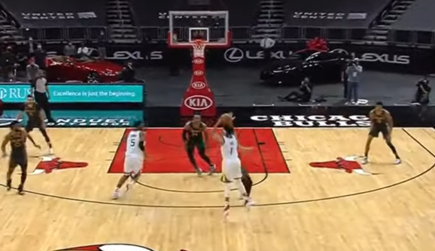 【影片】妹夫牛逼！Damion Lee借助掩護投中三分絕殺，勇士戰勝公牛獲賽季首勝！-黑特籃球-NBA新聞影音圖片分享社區