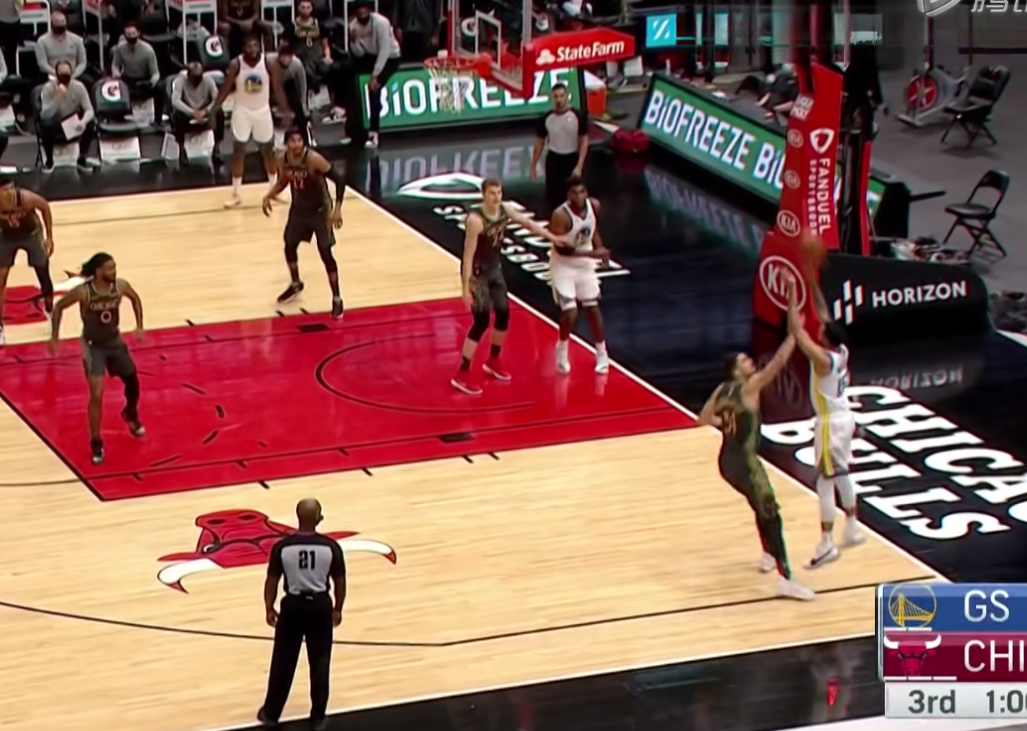 拿著最低的年薪,投著最準的三分!Mulder三分命中率高達45%,勇士白撿一個射手!(影)-黑特籃球-NBA新聞影音圖片分享社區