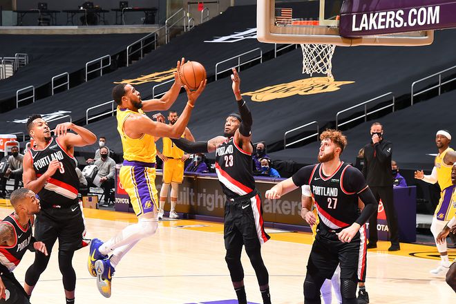 難阻失利！詹姆斯空砍29+6+9連勝被終結，投籃再高效也白費！（影）-黑特籃球-NBA新聞影音圖片分享社區