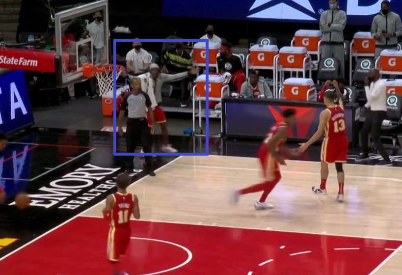 軟豆場邊指揮球員防守,與老鷹教練齊肩而立,已成功打進球隊教練團,湖人球迷甚是想念!(影)-黑特籃球-NBA新聞影音圖片分享社區