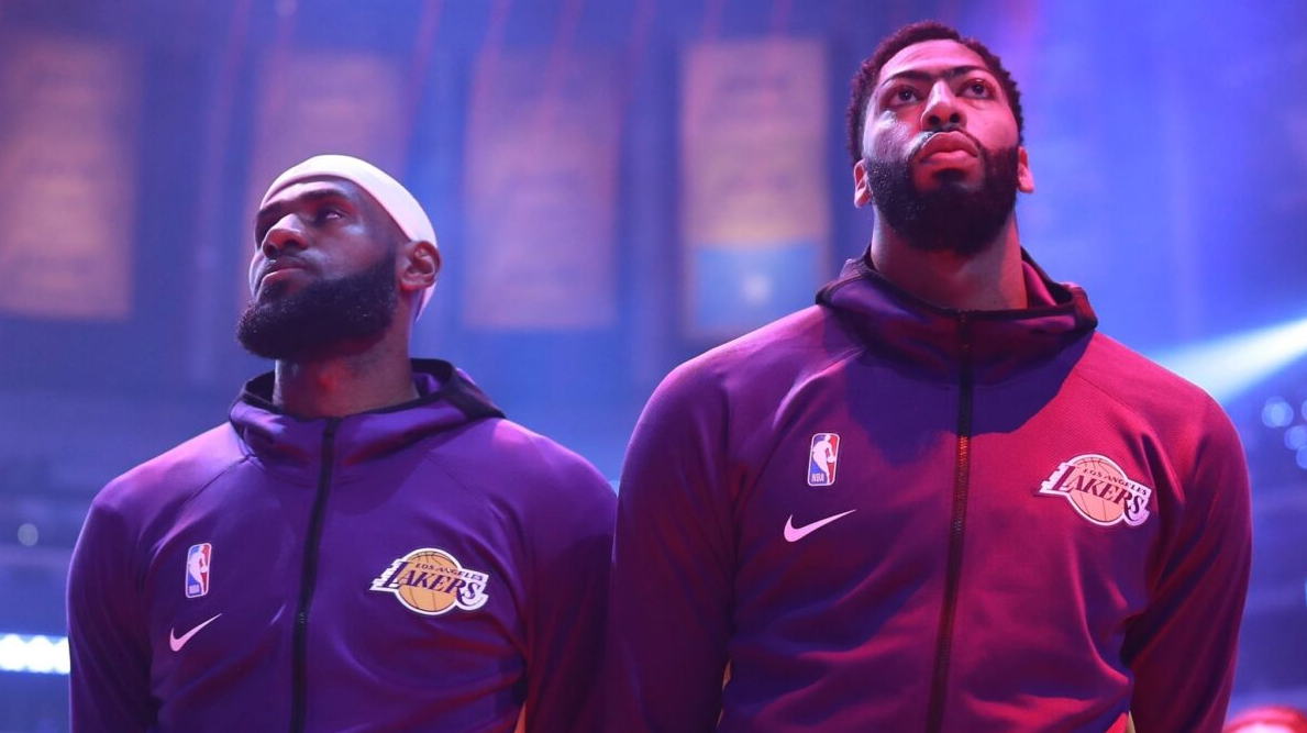 詹眉有特權，可愛喬治也有特權，湖人奪冠快艇卻引發內訌，老河流說出其中差距！-黑特籃球-NBA新聞影音圖片分享社區