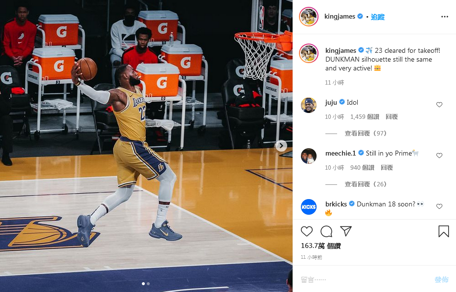 【影片】一語雙關!湖人飛赴聖城備戰馬刺,詹皇曬霸氣灌籃照:23號扣將準備起飛!-黑特籃球-NBA新聞影音圖片分享社區