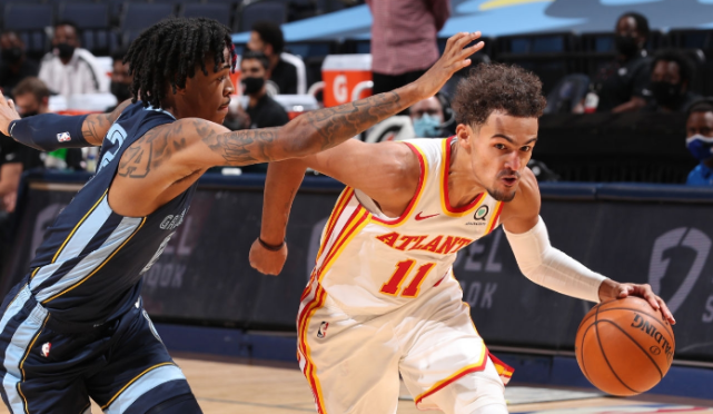 砍36+9又創三大神蹟,特雷楊連續兩場35+分,新賽季的MVP黑馬是他嗎?(影)-黑特籃球-NBA新聞影音圖片分享社區