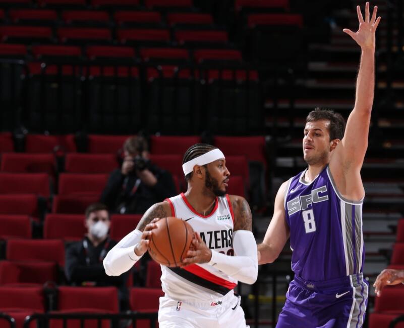 拓荒者陣容強勢升級！36歲甜瓜搶戲引詹皇大讚，新賽季要挑戰湖人？-黑特籃球-NBA新聞影音圖片分享社區