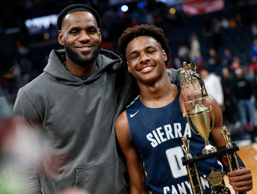 Bronny James: LeBron's son hits clutch shot as dad watches courtside