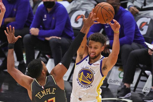 勇士絕殺贏球!柯瑞末節13分拼盡全力,加練連中105顆三分湊效了!(影)-黑特籃球-NBA新聞影音圖片分享社區