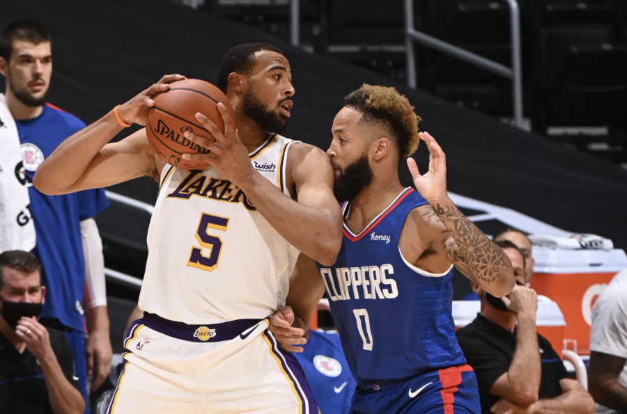 【影片】這身體天賦太好了！湖人小塔克臂展不輸詹皇，復刻Shannon Brown經典阻攻！-黑特籃球-NBA新聞影音圖片分享社區