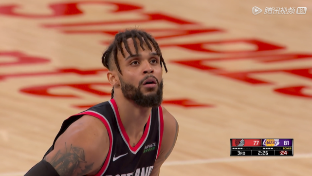 拓荒者險勝湖人!最後七秒,詹姆斯三分未能命中,轉身開始退場!(影)-黑特籃球-NBA新聞影音圖片分享社區