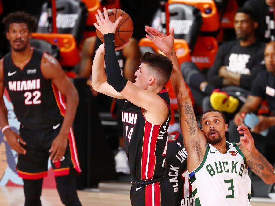 公鹿來這里不是為了贏球！狂勝47分，熱火後衛Herro發聲：他們復仇心切讓我們很尷尬！-黑特籃球-NBA新聞影音圖片分享社區