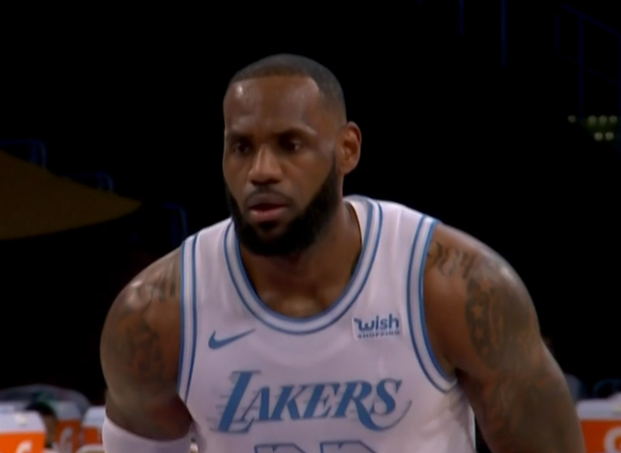 【影片】半場戰報 | 半場狂飆9顆三分!湖人外線投瘋了,詹眉合砍32分,半場領先獨行俠12分!-黑特籃球-NBA新聞影音圖片分享社區