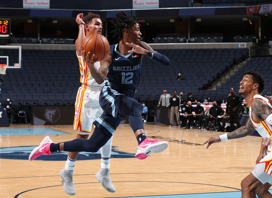 31次罰球比哈登還瘋狂!特雷楊兩戰轟73分迎連勝,他也要爭MVP?-黑特籃球-NBA新聞影音圖片分享社區