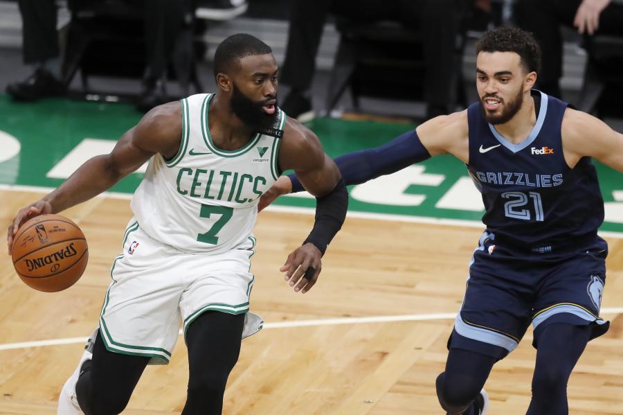 Jaylen Brown's career-high 42 points leads Boston Celtics over Memphis Grizzlies, 126-107 - masslive.com