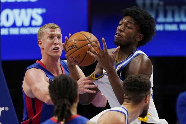 Steve Kerr says Warriors don't expect to add a big man to the roster soon - SFChronicle.com