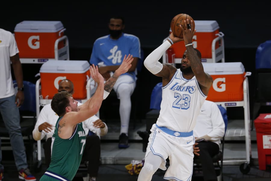 【影片】單打東契奇上熱搜！詹皇自詡進攻美如畫：感覺就像巔峰Michael Jackson！-黑特籃球-NBA新聞影音圖片分享社區