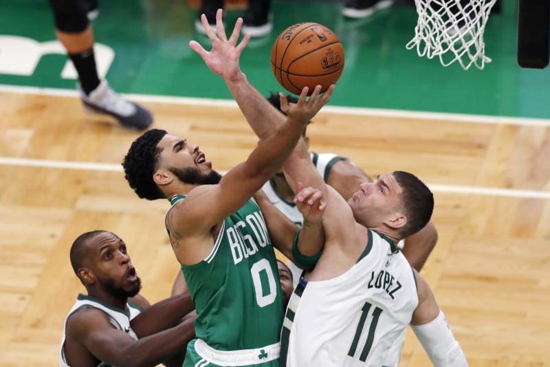 Jayson Tatum Buzzer-Beater Gives Celtics Win vs. Bucks; Giannis Misses  Tying FT | Bleacher Report | Latest News, Videos and Highlights