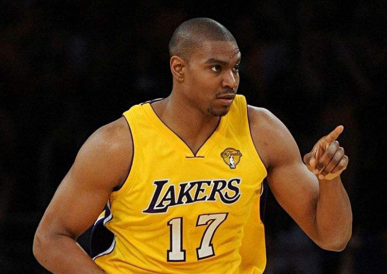 詹皇23歲10000分,羅斯最年輕MVP,哪個最年輕紀錄更難破?-黑特籃球-NBA新聞影音圖片分享社區