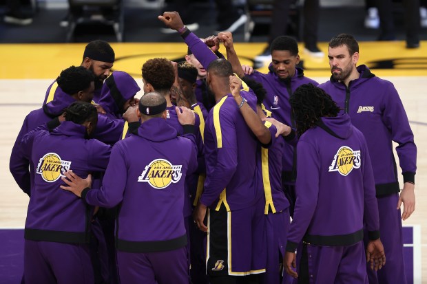 Steve Kerr makes striking comparison between current Lakers team and 73-9 Warriors - Lakers Daily