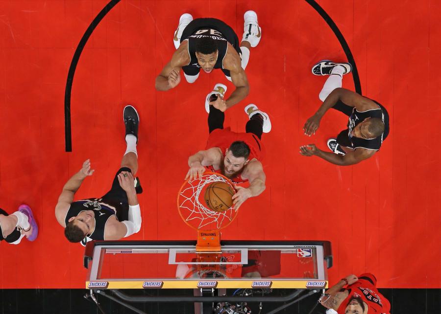 字母哥轟下24+18+9,Middleton 24+10+7,公鹿力擒暴龍!(影)-黑特籃球-NBA新聞影音圖片分享社區