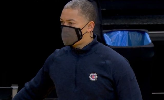 【影片】「柯三瘋」來啦!Curry單節狂飆19分,8顆三分再次上演天神下凡!-黑特籃球-NBA新聞影音圖片分享社區