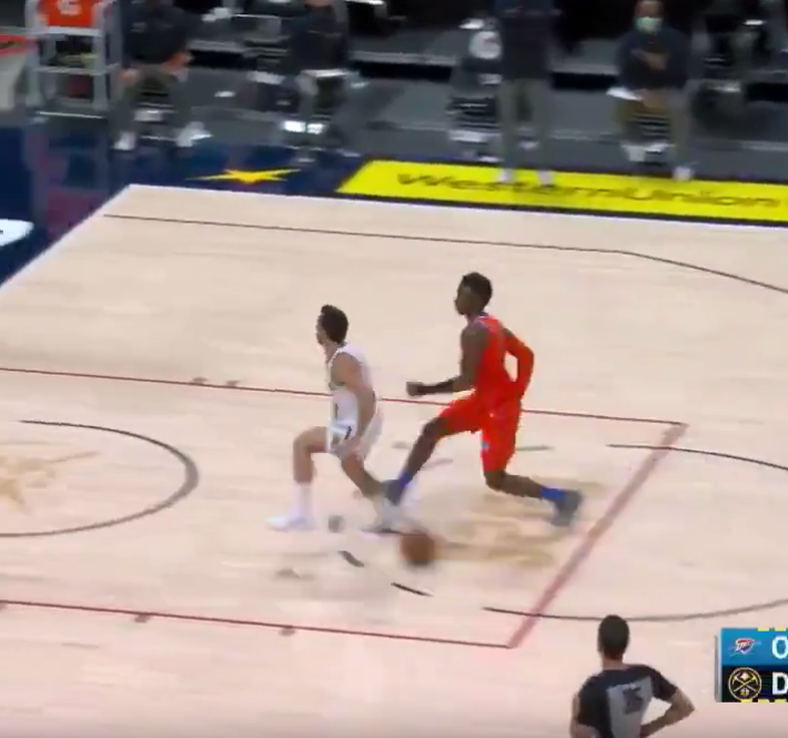 【影片】太騷了！Campazzo抄截一條龍，胯下不看人傳球助飛隊友！-黑特籃球-NBA新聞影音圖片分享社區