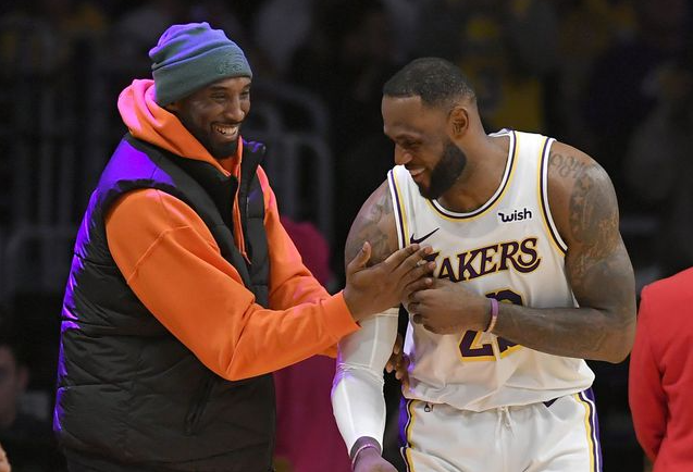 詹皇催淚懷念Kobe:我曾瘋狂崇拜他,當年能和這三人同場競技,讓我覺得自己成功了!-黑特籃球-NBA新聞影音圖片分享社區