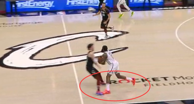 【影片】籃網騎士裁判報告出爐!3次錯判都是籃網獲利,哈登走步被漏吹!-黑特籃球-NBA新聞影音圖片分享社區