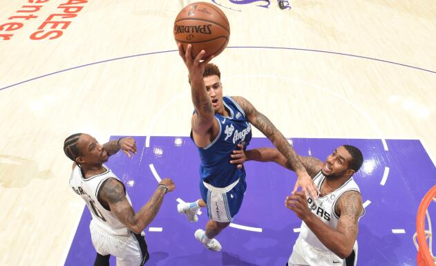 驚不驚喜？意不意外？連滅快艇湖人，重建球隊不甘擺爛，老馬刺需要得到更多尊重！-黑特籃球-NBA新聞影音圖片分享社區