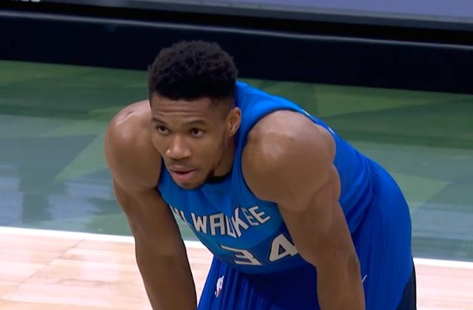 【影片】詹姆斯遭穿襠戲耍!公鹿二當家這膽子太大了,敢在太歲頭上動土!-黑特籃球-NBA新聞影音圖片分享社區