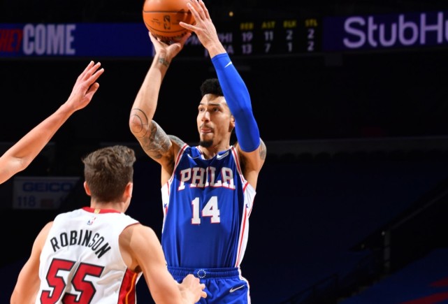 真香!9中0後格林反彈,單場命中9顆三分,湖人兩舊將成為福星!(影)-黑特籃球-NBA新聞影音圖片分享社區