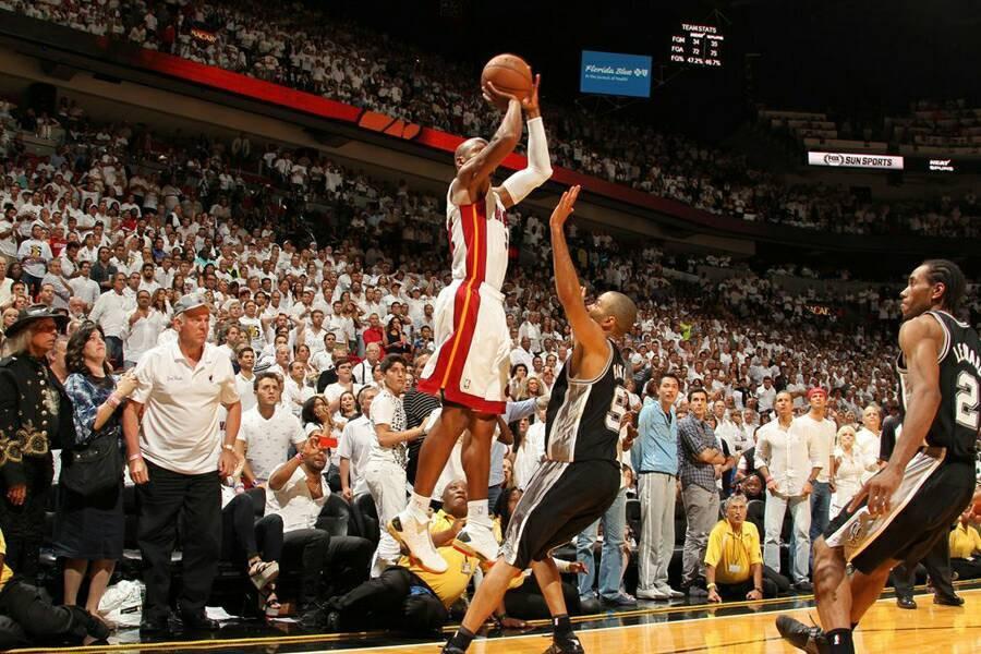 Curry和Ray Allen之間的差距,也就只有三分命中總數了!-黑特籃球-NBA新聞影音圖片分享社區