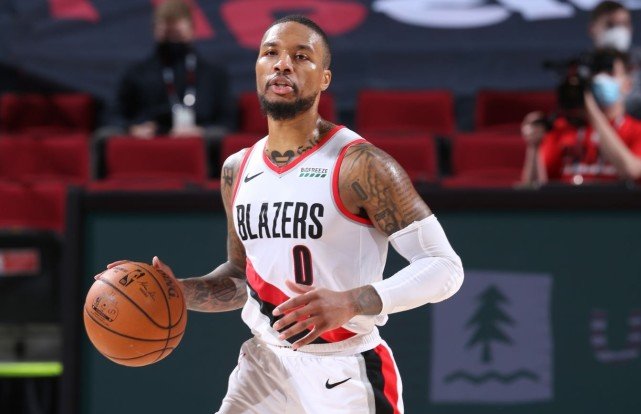 NBA公佈東西區週最佳球員!杜蘭特和Lillard當選,東契奇場均30+大三元也無緣!-黑特籃球-NBA新聞影音圖片分享社區