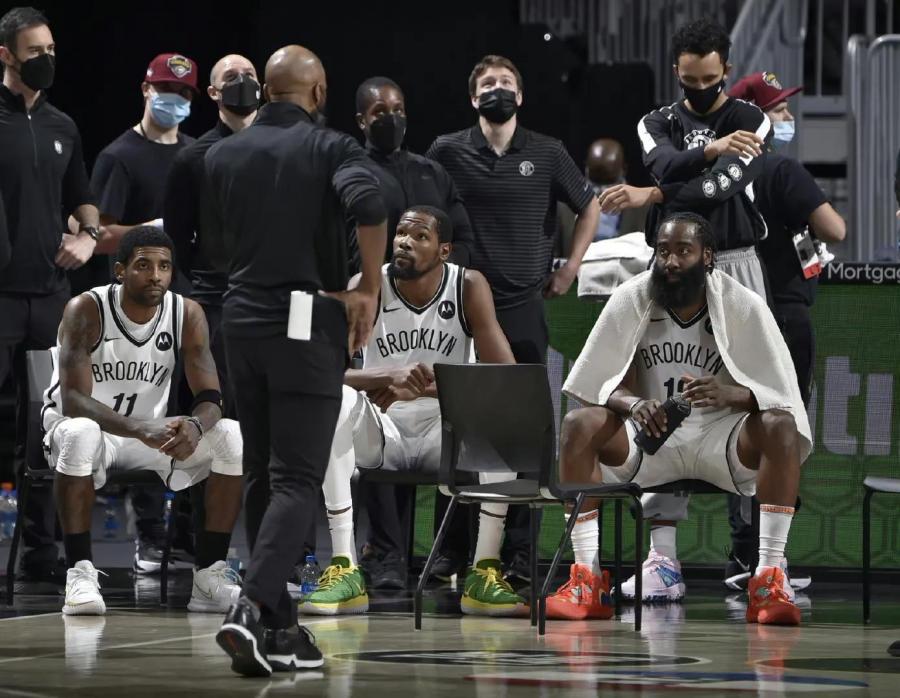 Perkins建議飄髪哥:厄文應該去帶第二陣容,讓杜蘭特和哈登在場上看他運球,這是對天賦的浪費!-黑特籃球-NBA新聞影音圖片分享社區