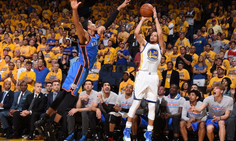 Curry和Ray Allen之間的差距,也就只有三分命中總數了!-黑特籃球-NBA新聞影音圖片分享社區