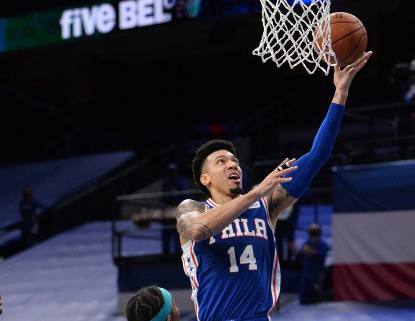 湖人兩棄將幫76人脫胎換骨,衝擊聯盟第一+防守第一,快艇更是被打臉?-黑特籃球-NBA新聞影音圖片分享社區