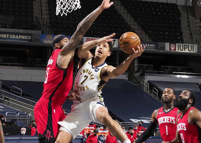 2勝4負!哈登抱怨教練的排兵佈陣有問題,六場比賽用了五套不同的陣容難找節奏!-黑特籃球-NBA新聞影音圖片分享社區