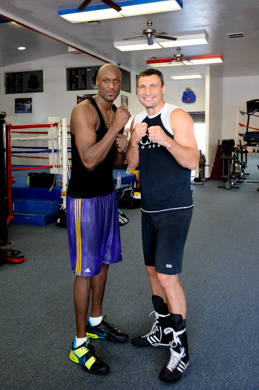 Two World Champions Face Off: Vitali Klitschko Sizes Up Lamar Odom (3 Photos) | BoxingInsider.com