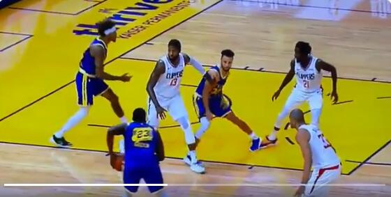 泰倫盧的「包夾」太狠了!關鍵5分鐘0分+90度崴腳,Curry遇賽季最慘一戰!(影)-黑特籃球-NBA新聞影音圖片分享社區