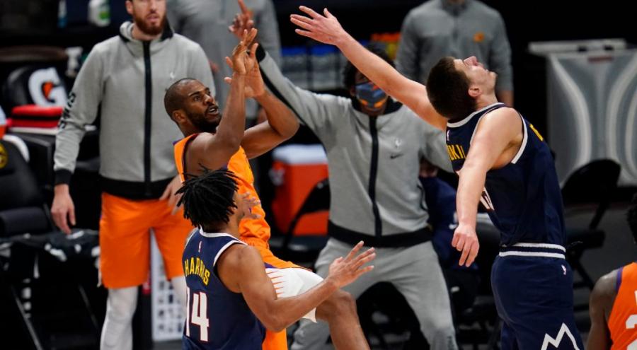 Chris Paul drains clutch shot late to help Suns hold off Nuggets