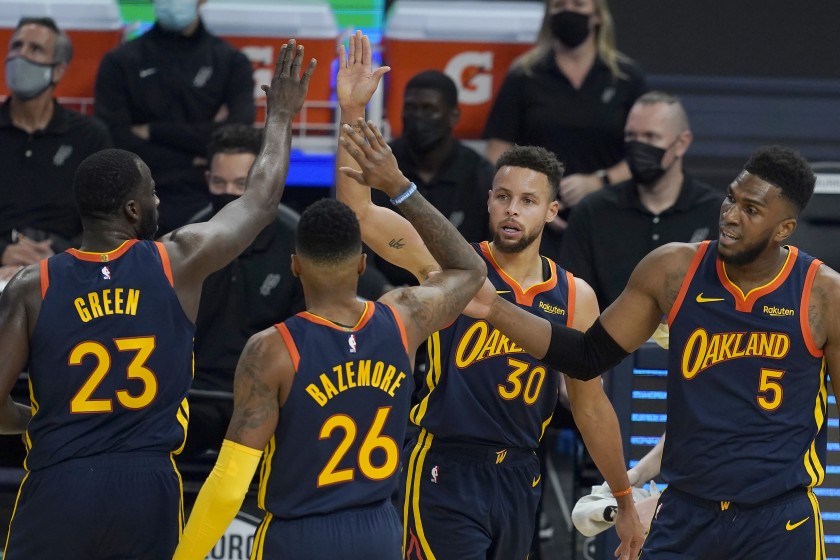 Curry, Warriors honor VP Kamala Harris in win over Spurs - The San Diego Union-Tribune