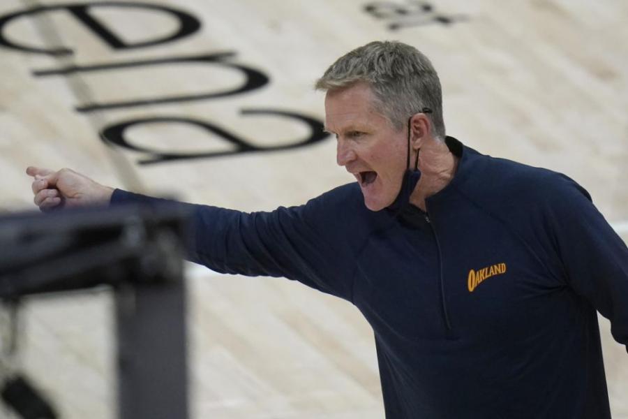 Steve Kerr Says 'Everything Is Up for Adjustments' After Warriors' Loss to  Jazz