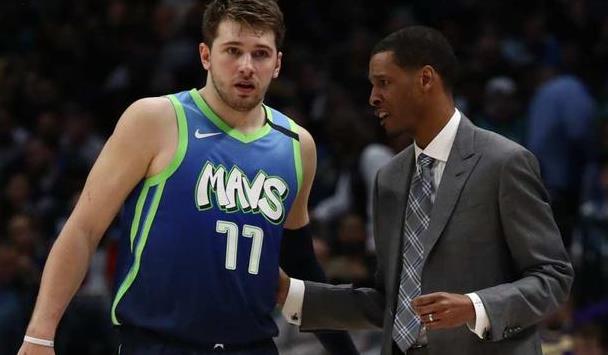 2勝4負!哈登抱怨教練的排兵佈陣有問題,六場比賽用了五套不同的陣容難找節奏!-黑特籃球-NBA新聞影音圖片分享社區