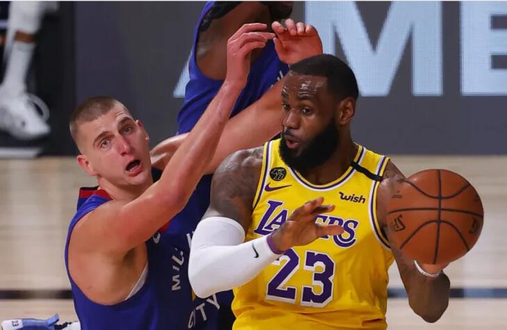 效率值第1+兩雙第1！約基奇沖3大神蹟，MVP戰詹皇又陪跑？