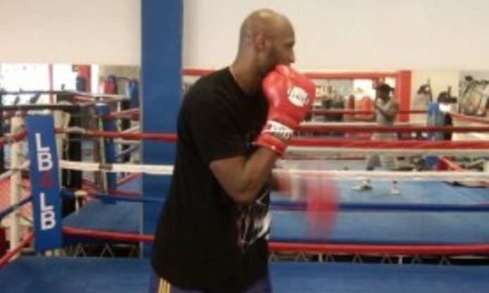 Former 2-time NBA champion Lamar Odom signs celebrity boxing deal – MMA Crossfire